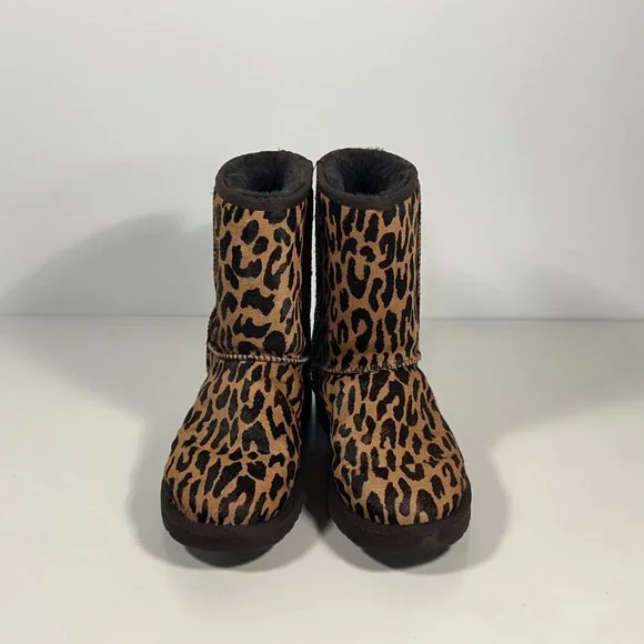 Ugg ( 1002790) Exotic Leopard Classic Shearling Boots Women Size 7 - Picture 4 of 7